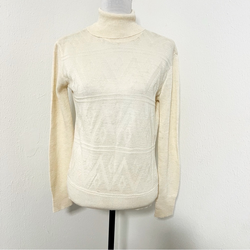 Sakowitz Women’s Medium Elegant Alpaca Blend Cream Turtleneck Textured Sweater
